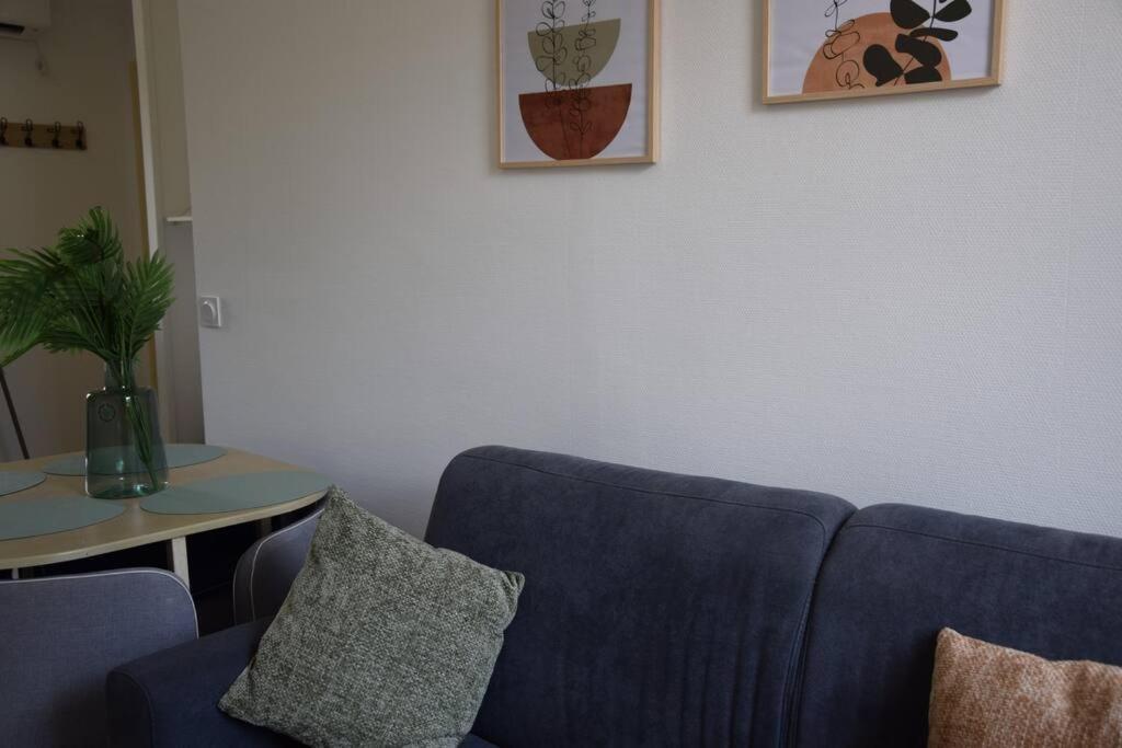 Elegant T2 A Bron, Tramway A 2Min, Box Parking, 4Personnes Apartment Luaran gambar